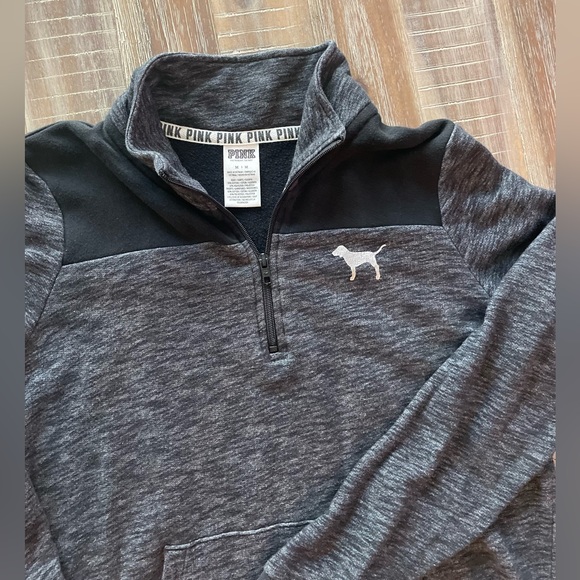Victoria's Secret Pink Womens Black Pullover Sweatshirt Size Medium - Picture 2 of 4